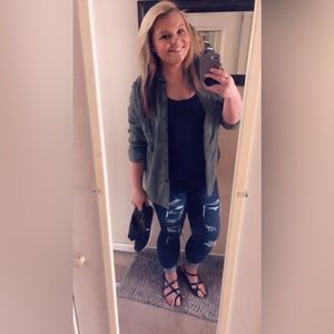 American Eagle button down long sleeve